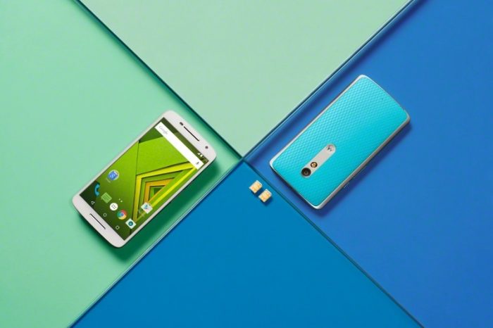 Moto X Play Blue White Lifestyle