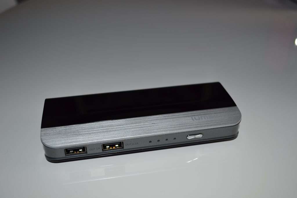 Lumsing 4 port USB wall charger & 10400mah powerbank reviews