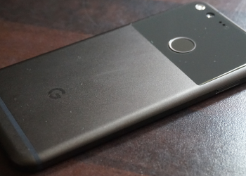 pixel review back glass