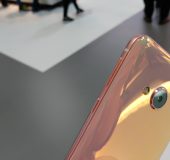 MWC   Hands on with the HTC U Play and U Ultra