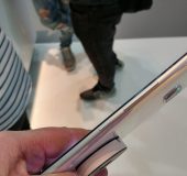 MWC   Hands on with the HTC U Play and U Ultra