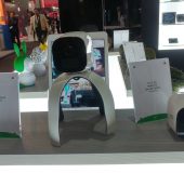 MWC   Hands on with the Arlo Go 4G mobile camera