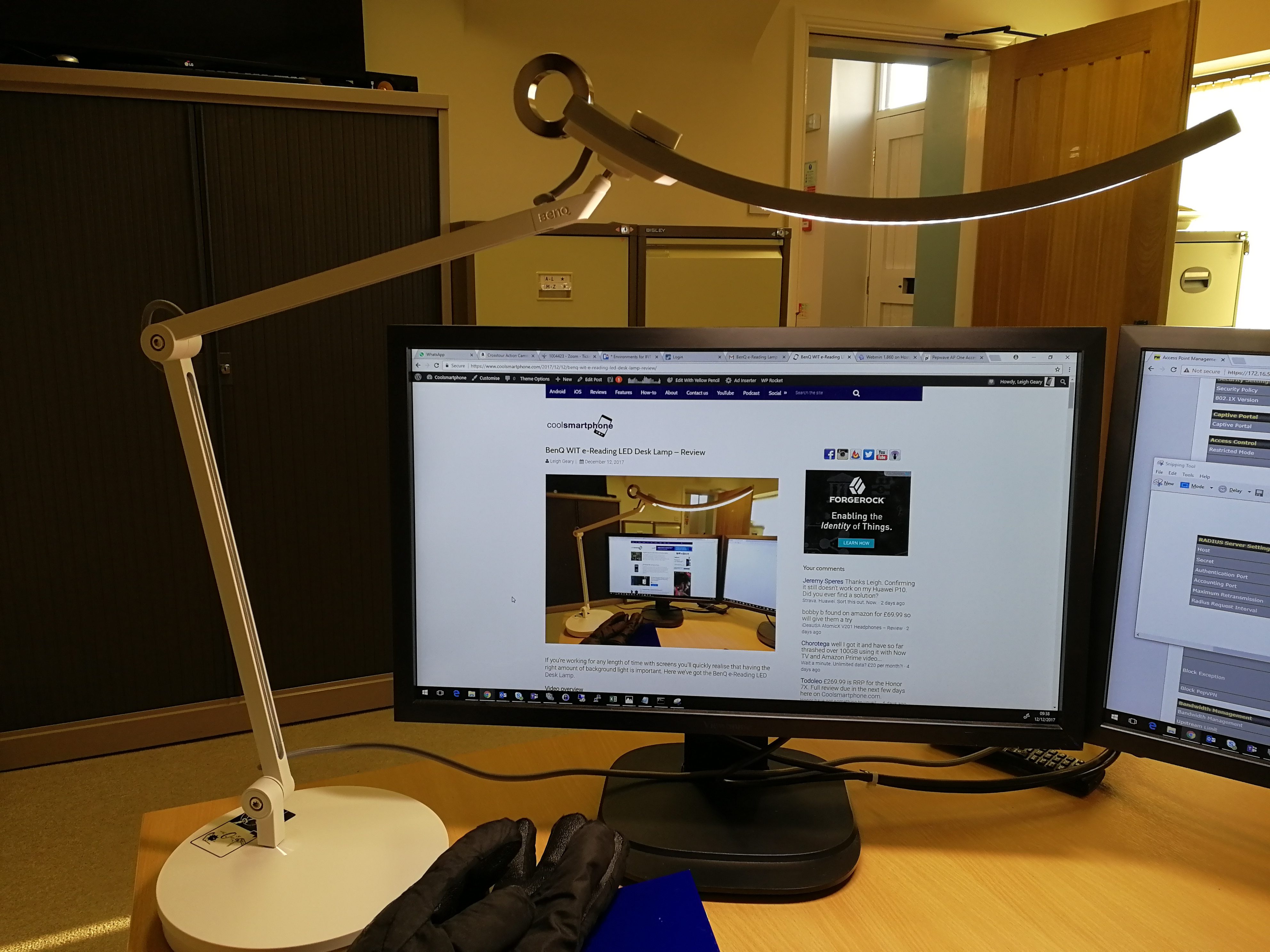 mustard Seraph master's degree BenQ WIT e-Reading LED Desk Lamp - Review - Coolsmartphone