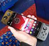 Moto Z2 Gamepad review