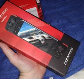 Moto Z2 Gamepad review