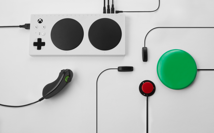 Xbox Adaptive Controller 173