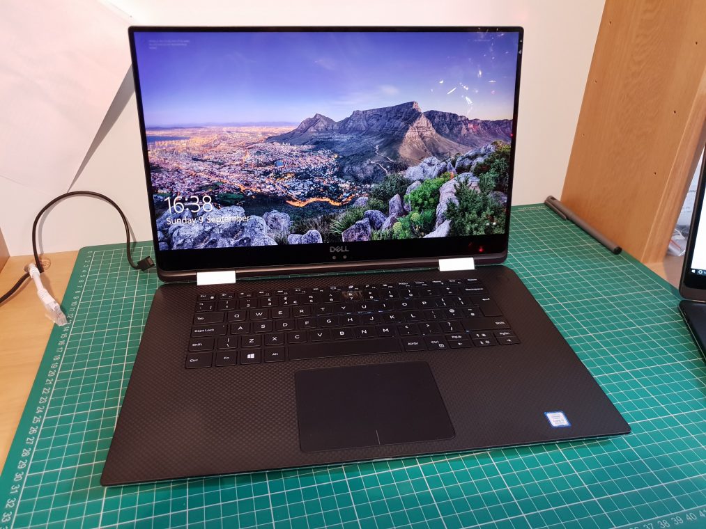 Dell XPS 15" 2 in 1 Laptop - Review - Coolsmartphone