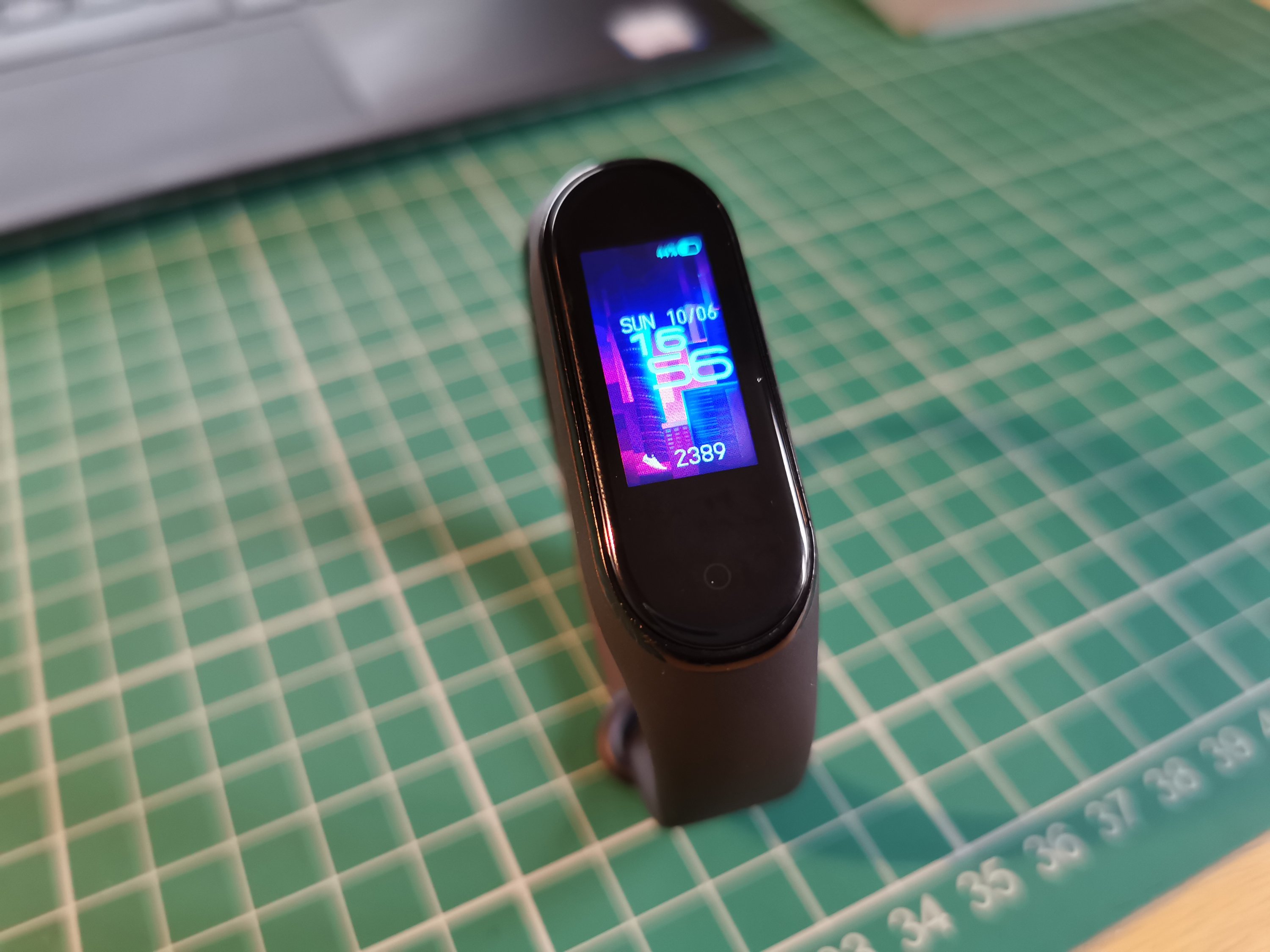 Xiaomi Mi Smart Band 4   Review