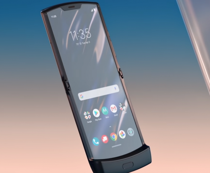 The new Motorola RAZR. Take my money.