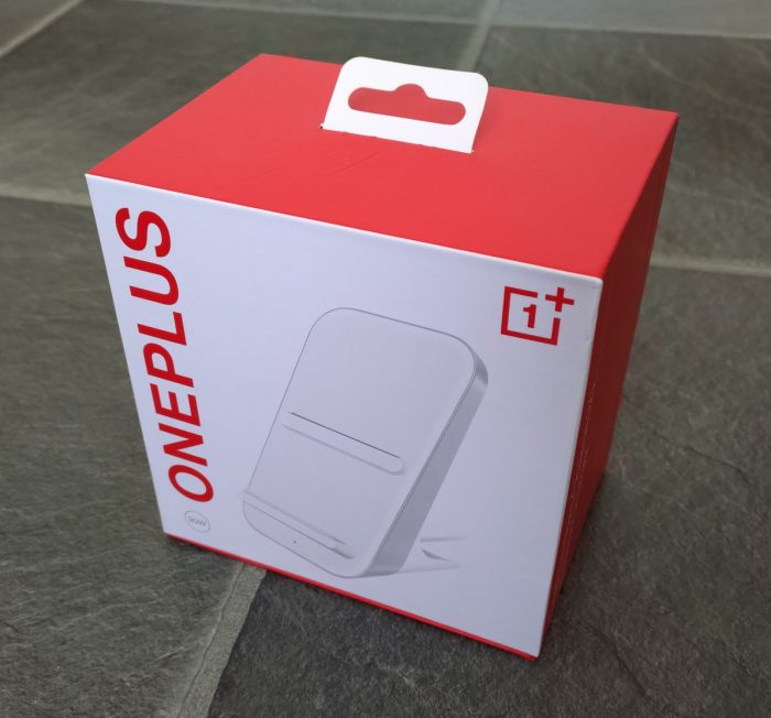 OnePlus Warp Charge 30 Wireless Charger Overview