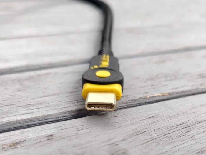 Review   Volutz USB Cables. Damn, these are good!