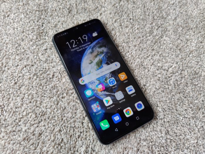 Honor 20e Review   This is a whole lot different