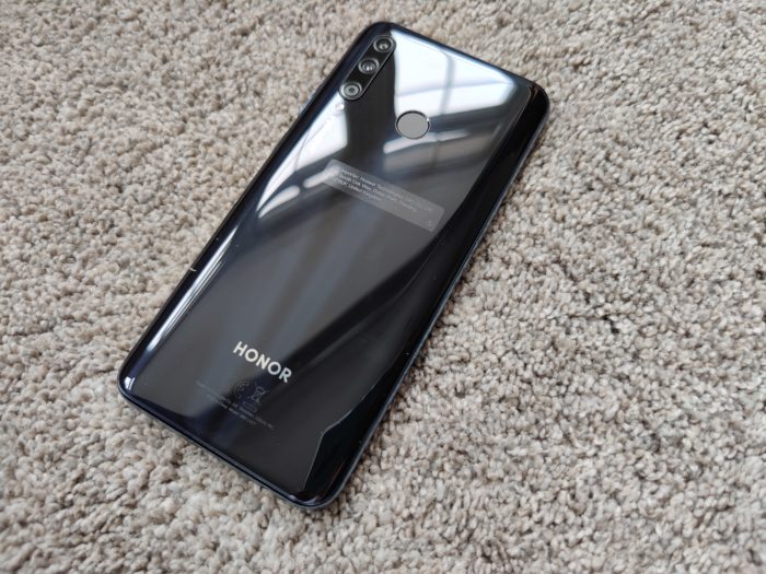Honor 20e Review   This is a whole lot different