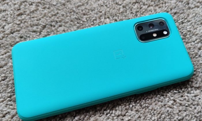 OnePlus 8T   The cases