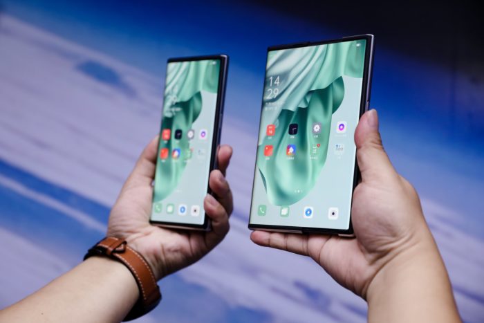 New extending screen shown off on the Oppo X 2021