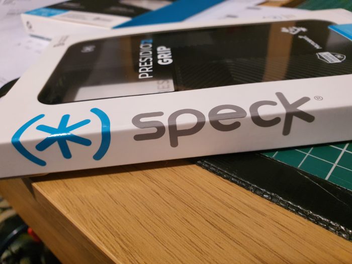 Обзор кейсов Speck