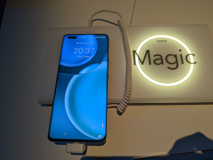 ¡Honor Magic Pro 4 lanzado en el Reino Unido!