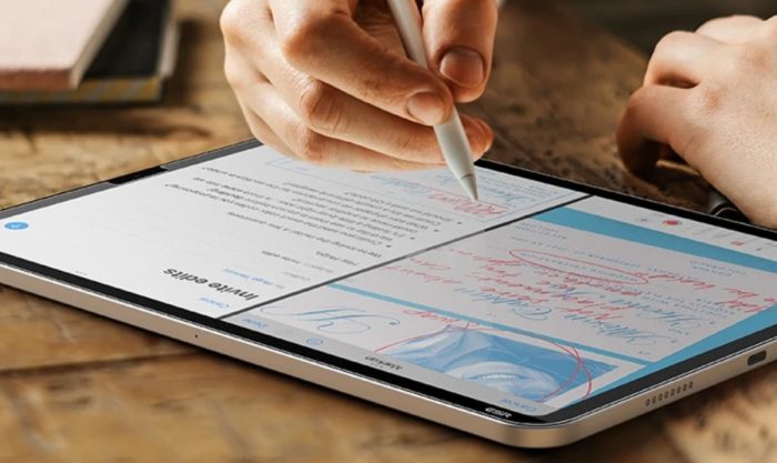 ESR Rebound Magnetic Case & Paper Feel Magnetic Screen Protector for the 12.9 Ipad pro   Review