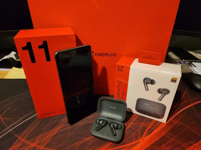 OnePlus 11 5G and OnePlus Buds Pro 2   Unboxing