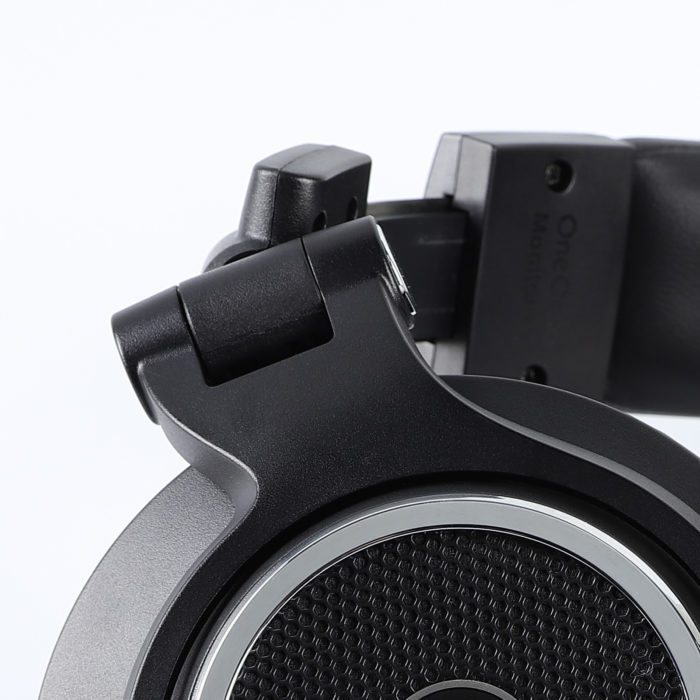 OneOdio’s Monitor 80 open back professional headphones deliver a superior audio performance at an affordable price