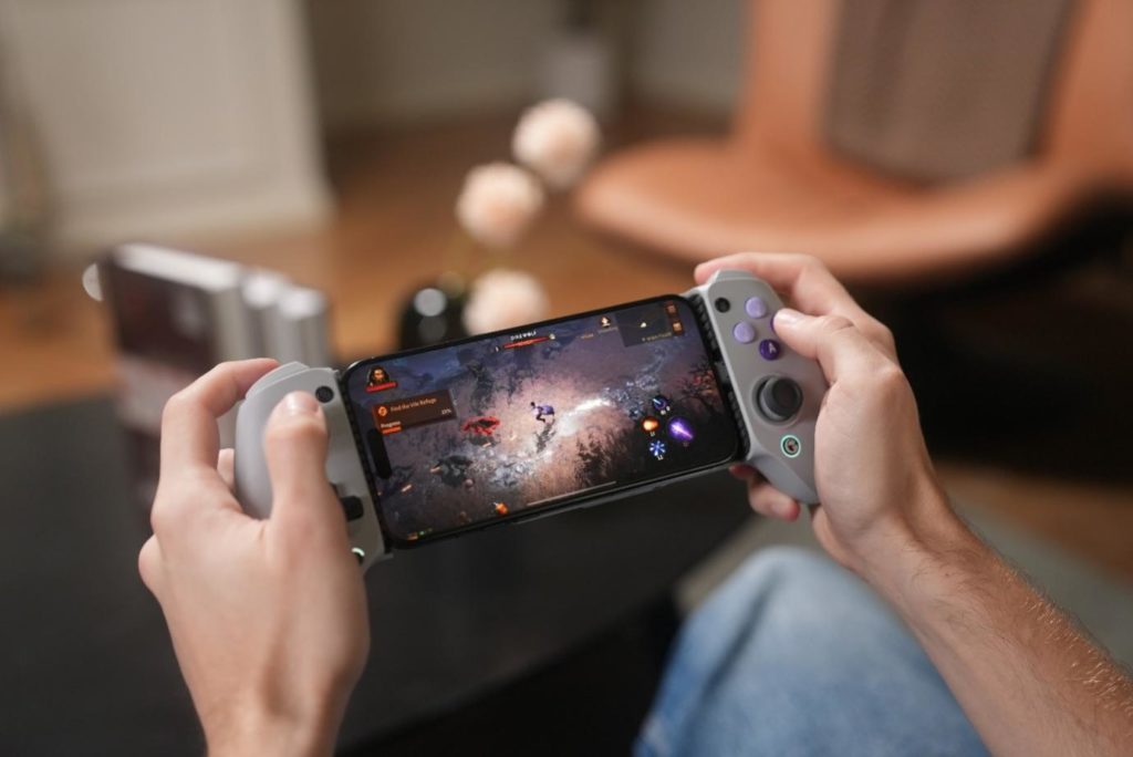 GameSir launches the G8 Galileo Mobile Gaming Controller.