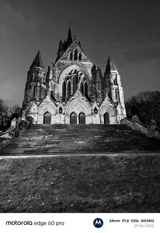 Motorola Edge 60 Pro   Review.