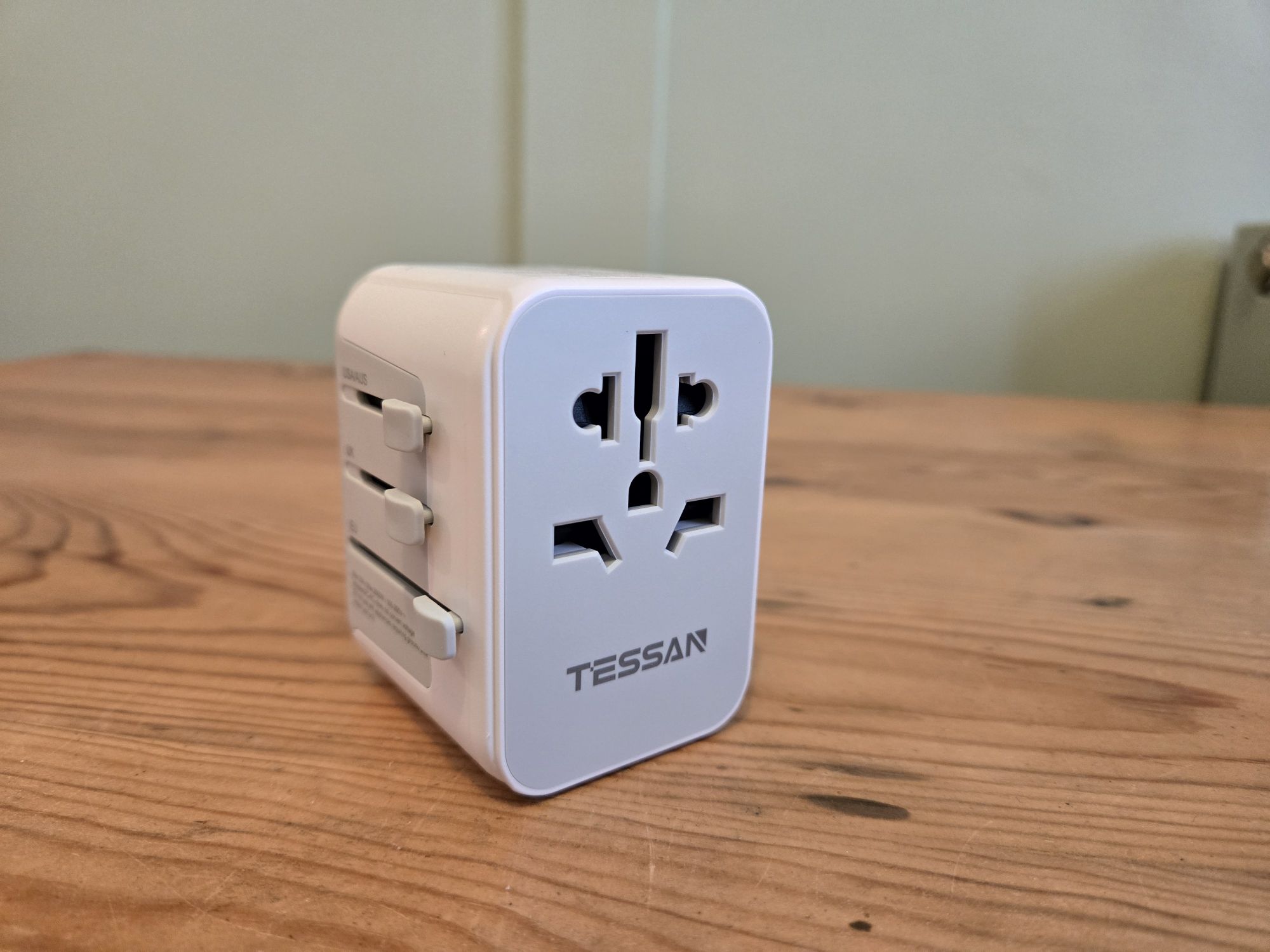 TESSAN Universal Travel Adapter – Review.